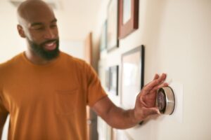 Does Turning Off the AC During the Day Save Energy